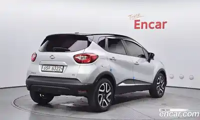 Renault QM3 2015 1.5 Автомат в Москве № 183568, миниатюра 7