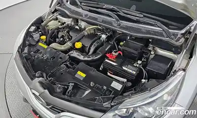 Renault QM3 2015 1.5 Автомат в Москве № 183568, миниатюра 10