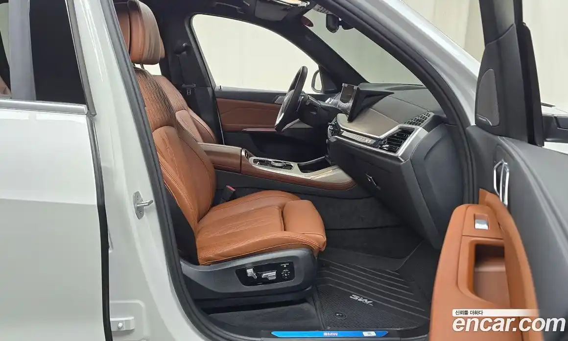 BMW X7 2025 3.0 Автомат в Москве № 187136, фото 1