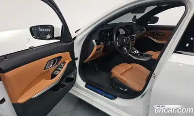 BMW 3-Series 2023 2.0 Автомат в Москве № 189169, миниатюра 11