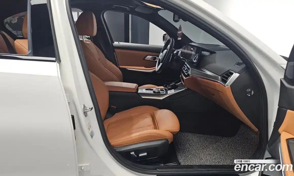 BMW 3-Series 2023 2.0 Автомат в Москве № 189169, фото 5