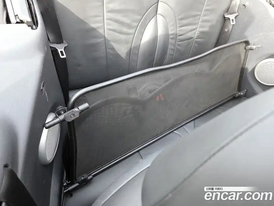 Mini Cooper Convertible 2007 1.6 Автомат в Москве № 189475, фото 19