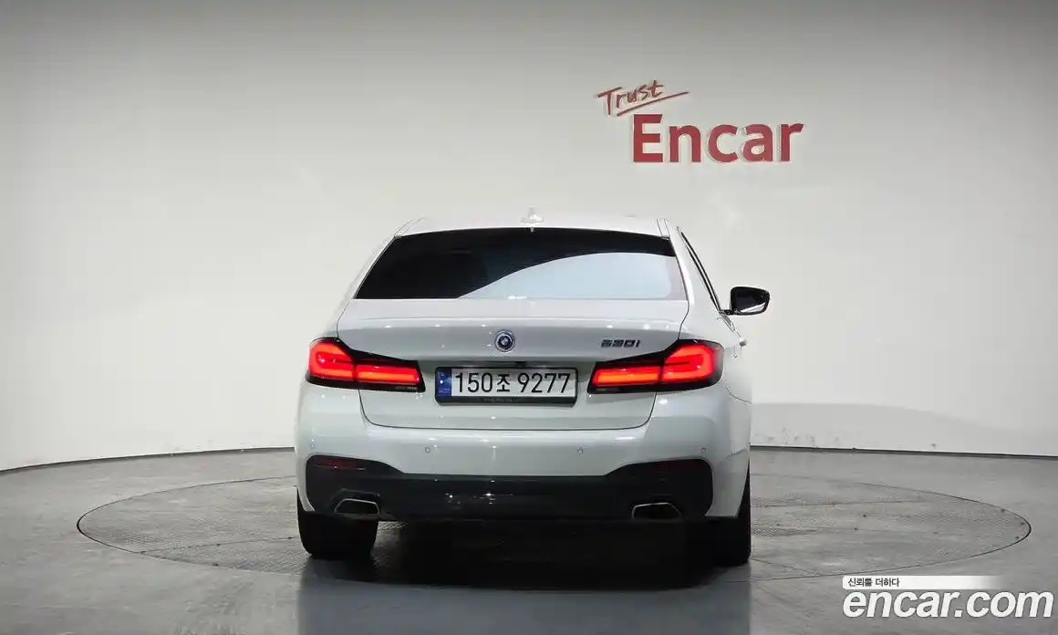 BMW 5-Series 2023 2.0 Автомат в Москве № 189735, фото 2