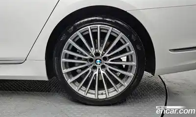 BMW 7-Series 2022 3.0 Автомат в Москве № 191819, миниатюра 9