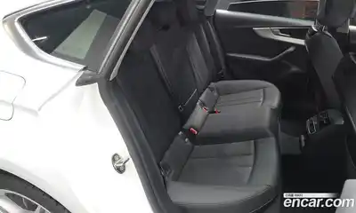 Audi A5 2023 2.0 Автомат в Москве № 192669, миниатюра 12