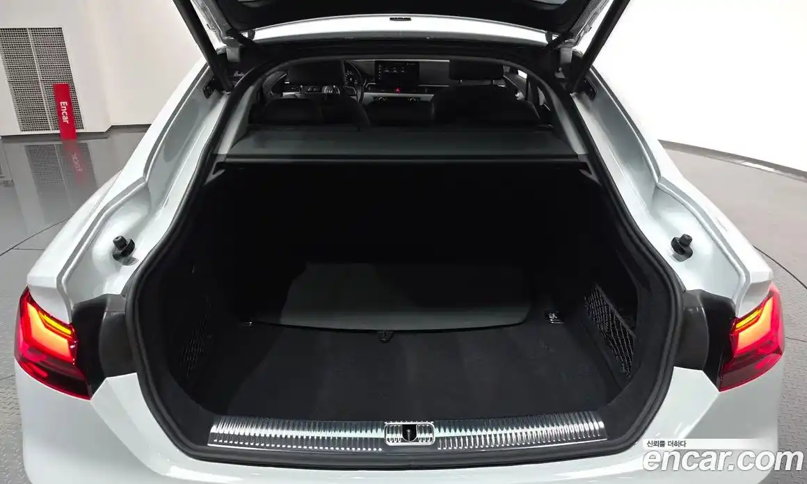 Audi A5 2023 2.0 Автомат в Москве № 192669, фото 7