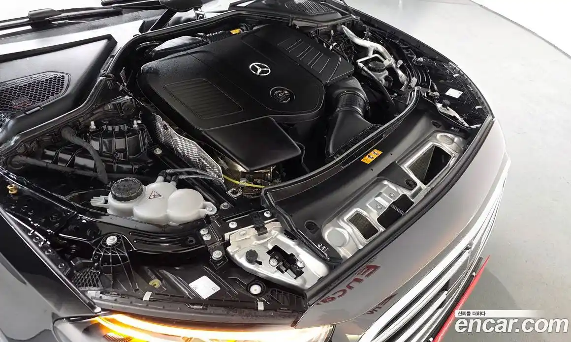 Mercedes-Benz E-Class 2025 2.0 Автомат в Москве № 193732, фото 15