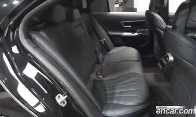 Mercedes-Benz E-Class 2025 2.0 Автомат в Москве № 193732, миниатюра 10