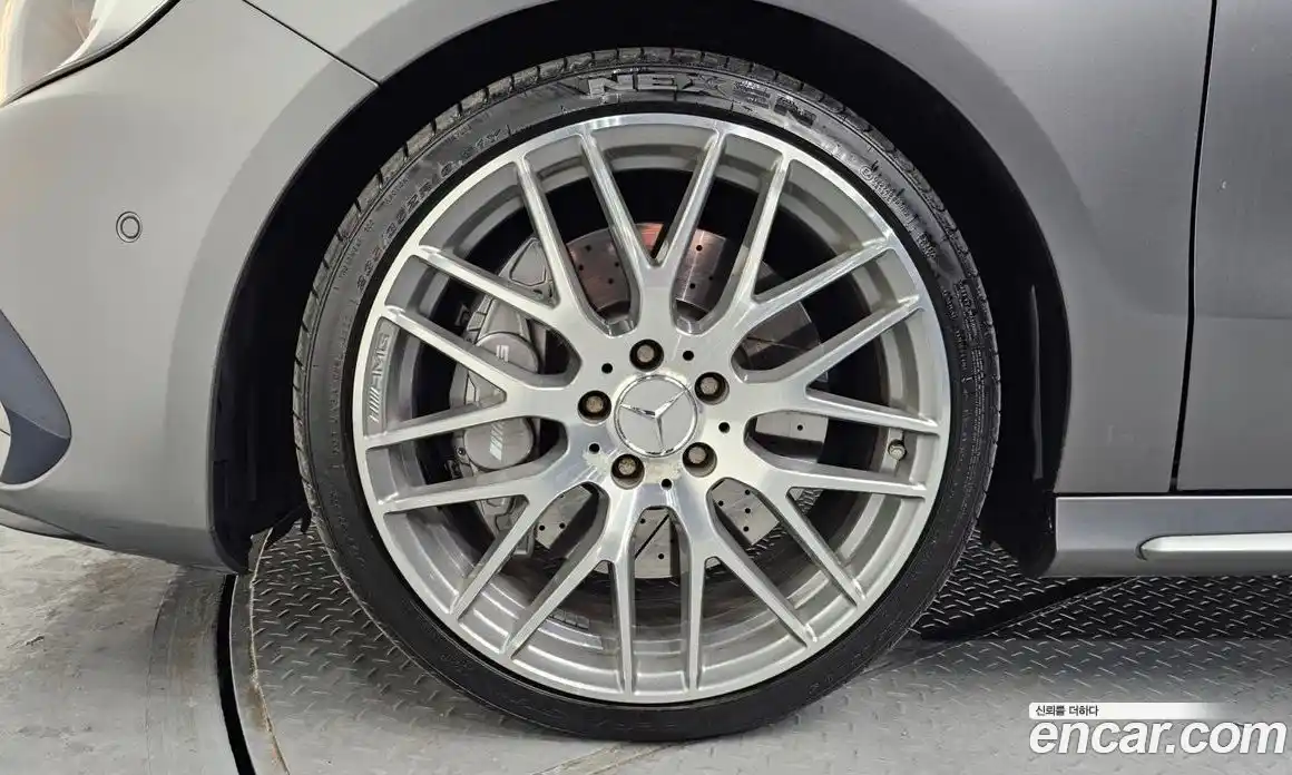 Mercedes-Benz A-Class 2018 2.0 Автомат в Москве № 193966, фото 18