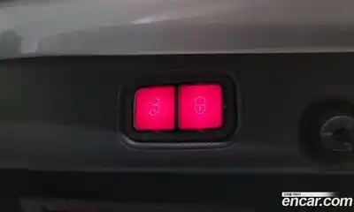 Mercedes-Benz E-Class, 2018