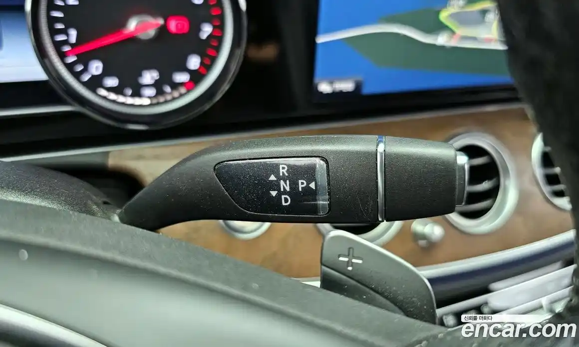 Mercedes-Benz E-Class 2018 2.0 Автомат в Москве № 195162, фото 11