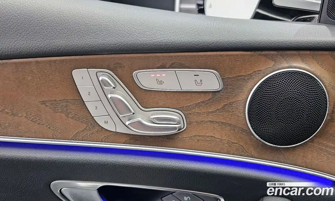 Mercedes-Benz E-Class 2018 2.0 Автомат в Москве № 195162, фото 9