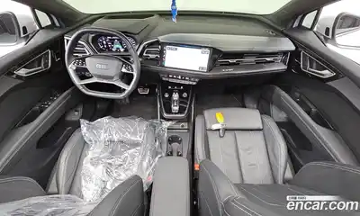 Audi Q4 e-tron 2022 0.2 Автомат в Москве № 196169, миниатюра 3