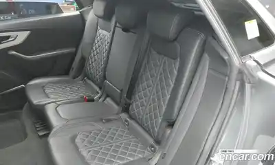 Audi Q8 2020 3.0 Автомат в Москве № 196832, миниатюра 5