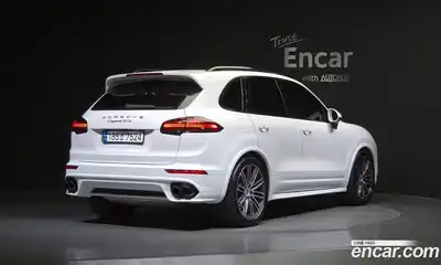 Porsche Cayenne 2018 3.6 Автомат в Москве № 197354, миниатюра 5