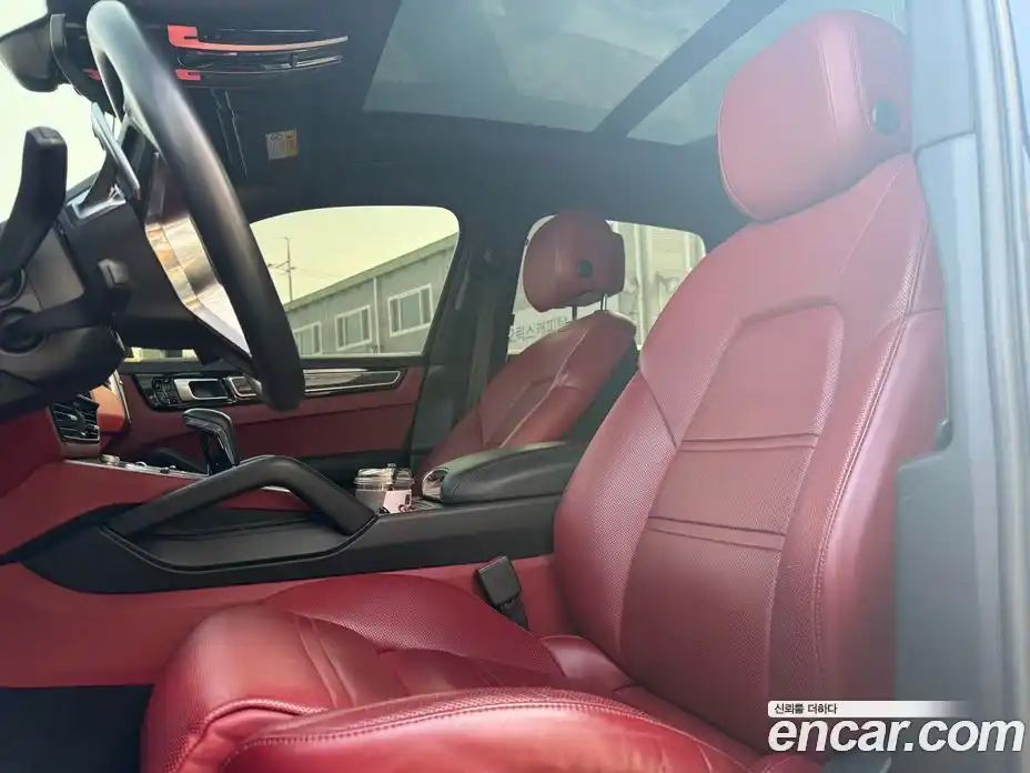 Porsche Cayenne 2019 3.0 Автомат в Москве № 197677, фото 12