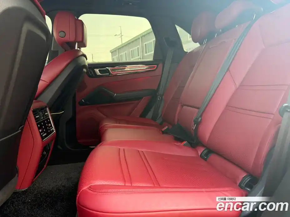 Porsche Cayenne 2019 3.0 Автомат в Москве № 197677, фото 14