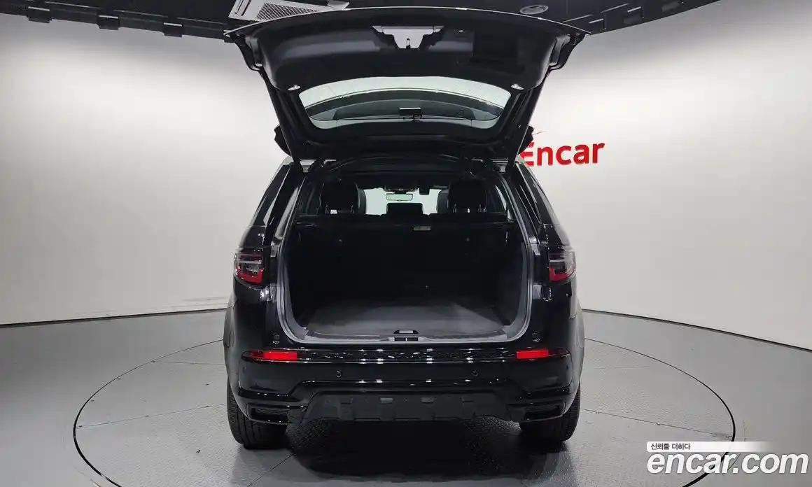 Land Rover Discovery Sport 2025 2.0 Автомат в Москве № 198049, фото 6