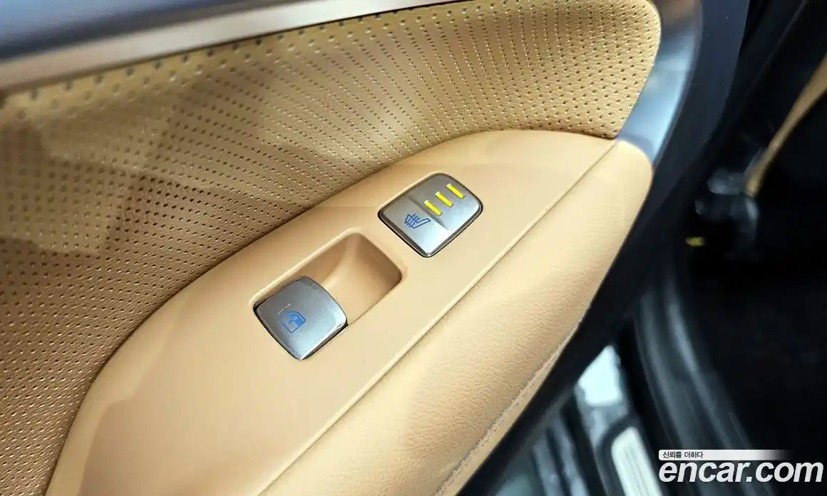 Genesis G70 2024 2.5 Автомат в Москве № 19863, фото 16