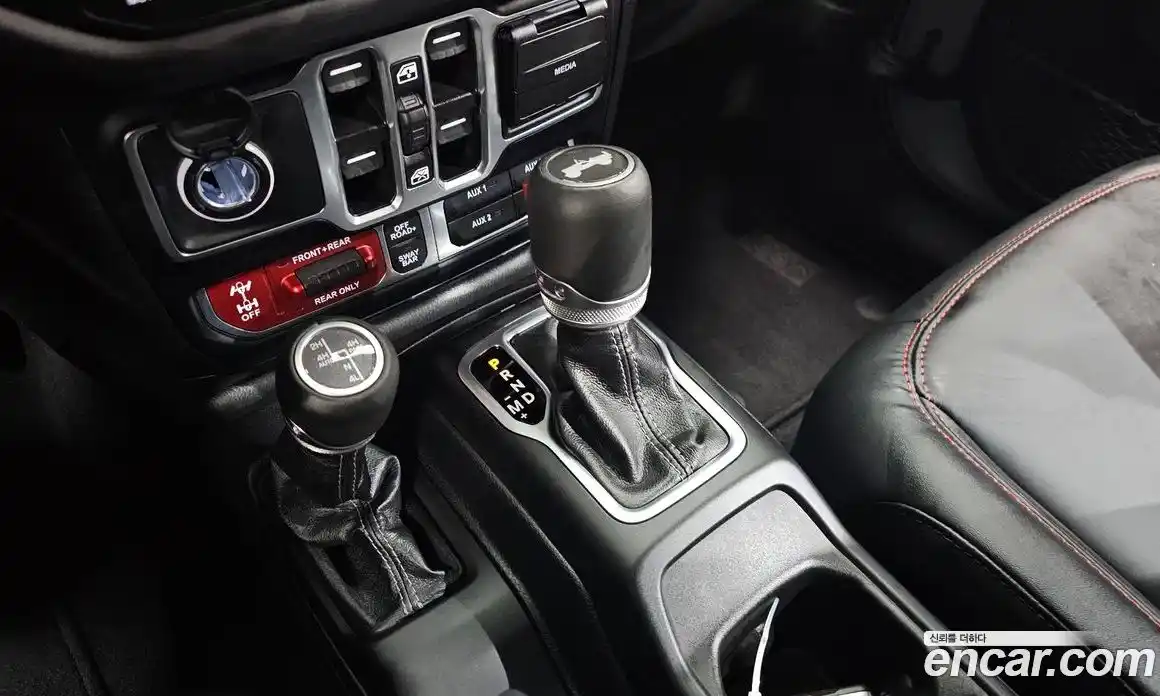 Jeep Wrangler 2024 2.0 Автомат в Москве № 199389, фото 2