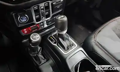 Jeep Wrangler 2024 2.0 Автомат в Москве № 199389, миниатюра 2