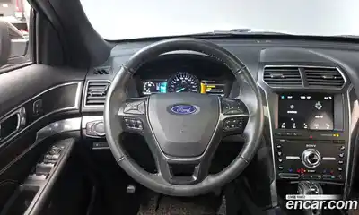 Ford Explorer 2019 2.3 Автомат в Москве № 199818, миниатюра 6