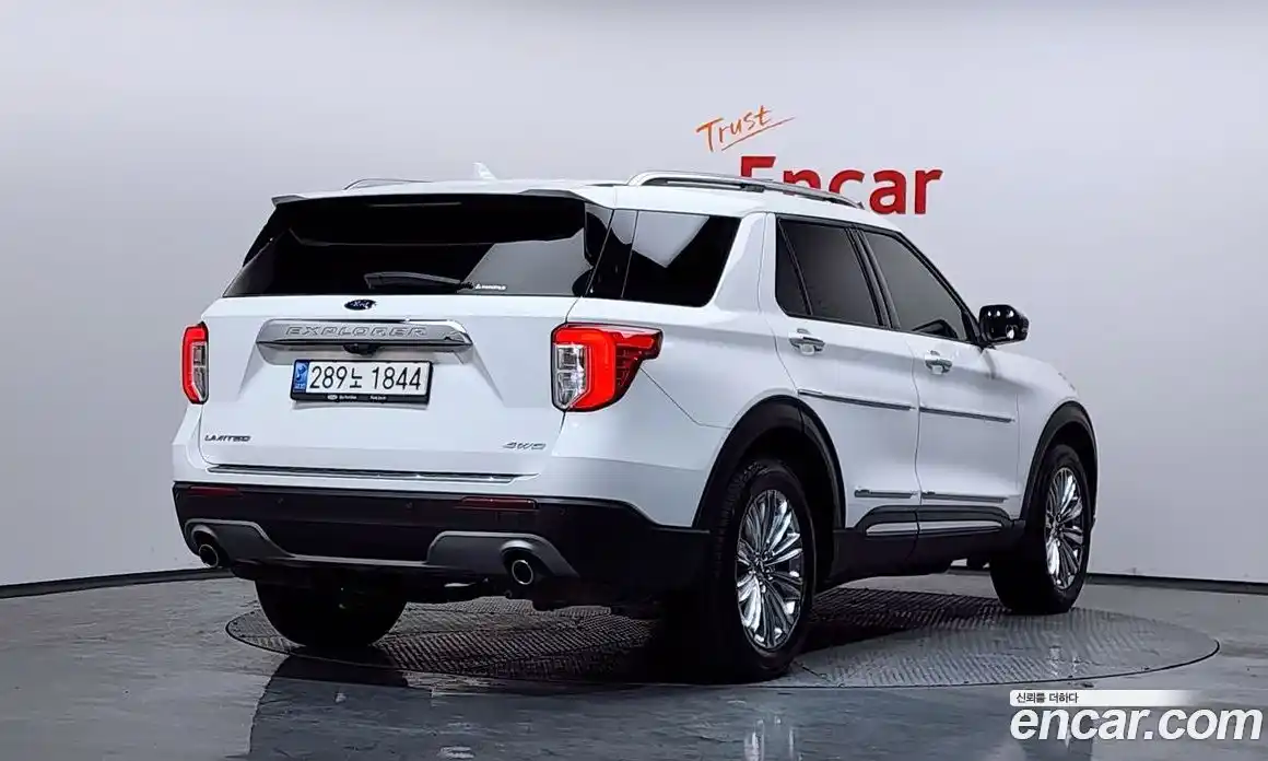 Ford Explorer 2022 2.3 Автомат в Москве № 199908, фото 20