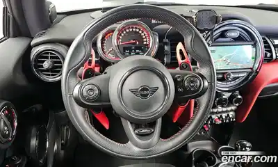 Mini Cooper 2020 2.0 Автомат в Москве № 201314, миниатюра 10