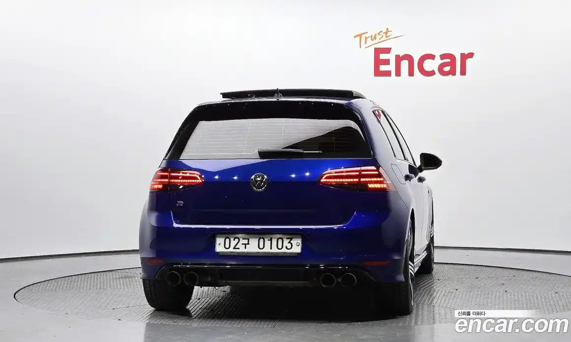 Volkswagen Golf 2016 2.0 Автомат в Москве № 204546, фото 2