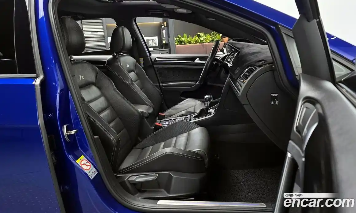 Volkswagen Golf 2016 2.0 Автомат в Москве № 204546, фото 6