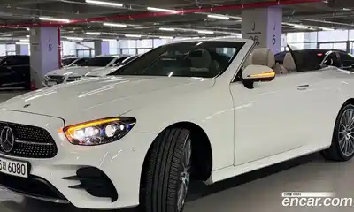 Mercedes-Benz E-Class 2023 3.0 Автомат в Москве № 206671, миниатюра 4