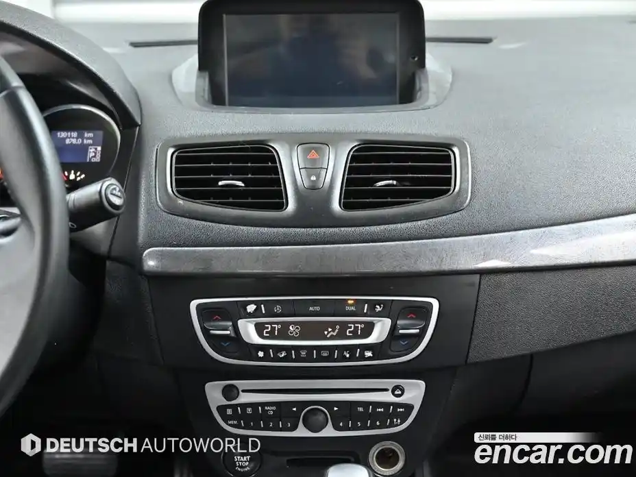 Renault SM3 2012 2.0 Автомат в Москве № 210059, фото 14