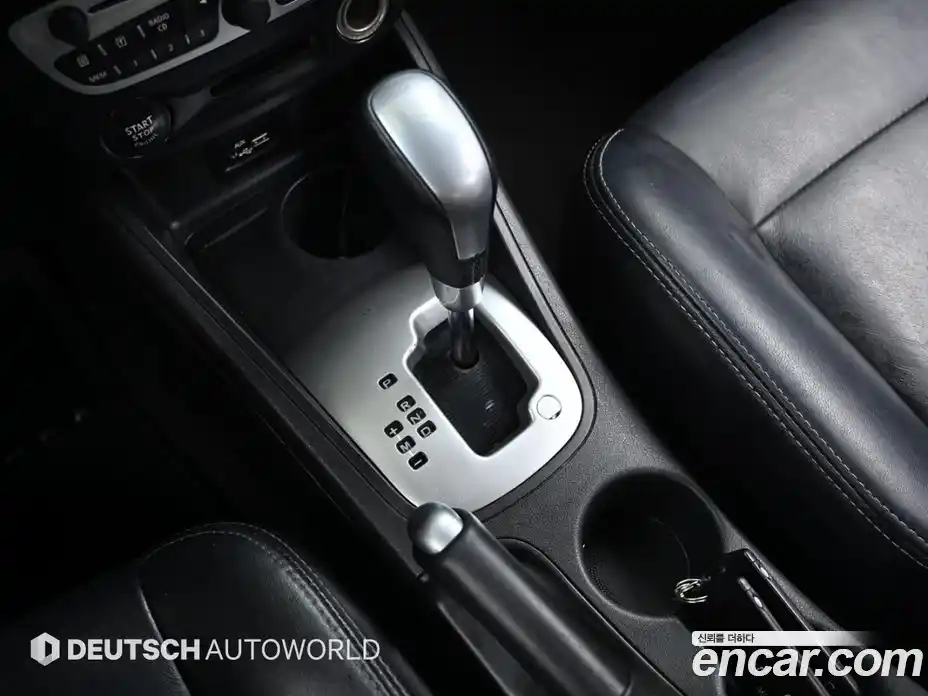 Renault SM3 2012 2.0 Автомат в Москве № 210059, фото 9