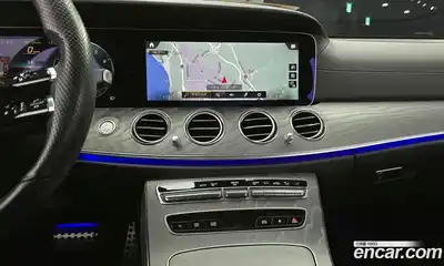 Mercedes-Benz E-Class 2022 2.0 Автомат в Москве № 212128, миниатюра 9