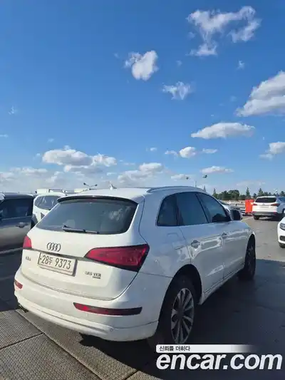 Audi Q5 2015 2.0 Автомат в Москве № 212709, миниатюра 5