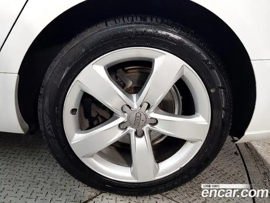 Audi A6 2014 2.0 Автомат в Москве № 212749, фото 5