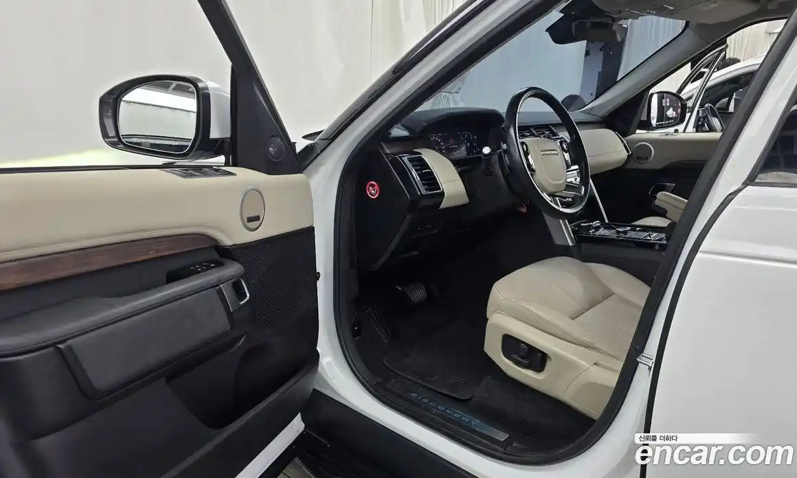Land Rover Discovery 2019 3.0 Автомат в Москве № 213772, фото 10