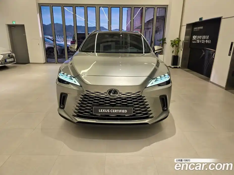 Lexus RX 2025 2.5 Вариатор в Москве № 214751, фото 3