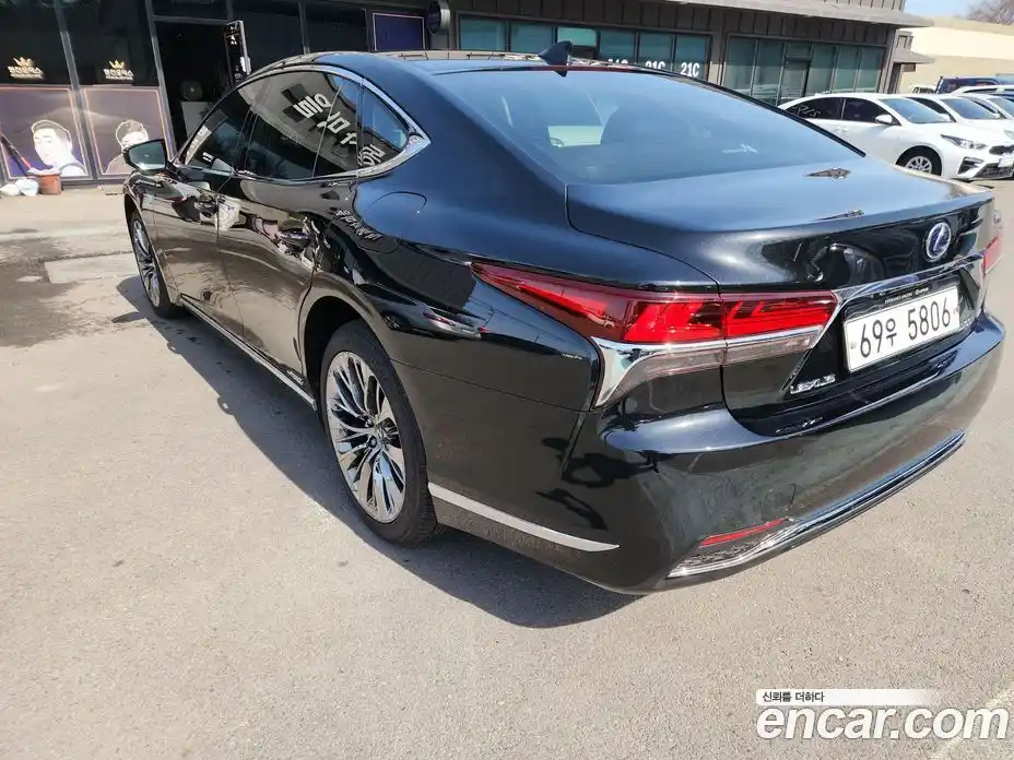 Lexus LS 2018 3.5 Автомат в Москве № 214825, фото 5