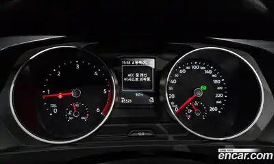 Volkswagen Tiguan 2018 2.0 Автомат в Москве № 215141, миниатюра 7