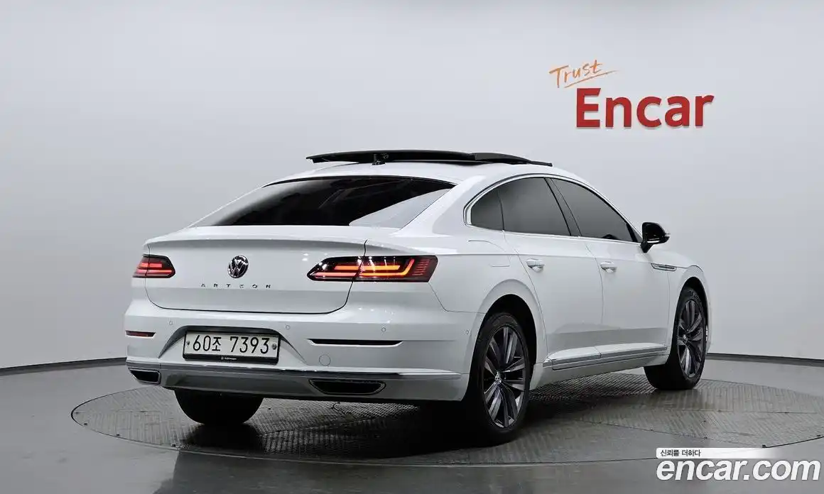 Volkswagen Arteon 2018 2.0 Автомат в Москве № 215158, фото 4