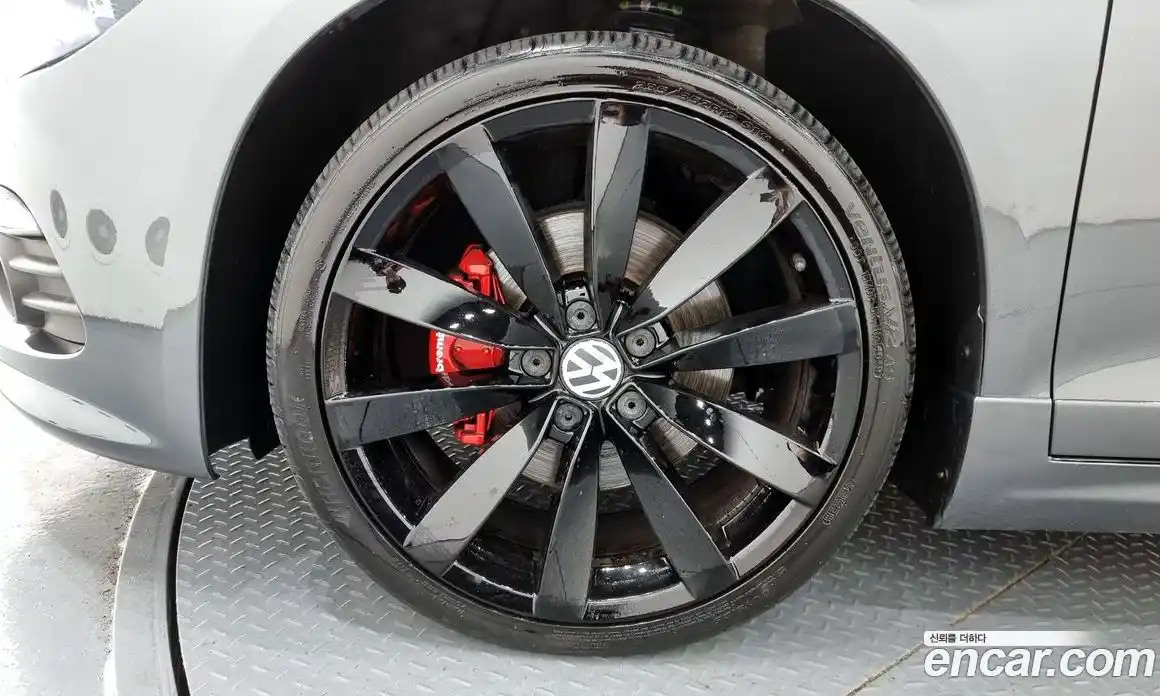 Volkswagen Scirocco 2012 2.0 Автомат в Москве № 215283, фото 18