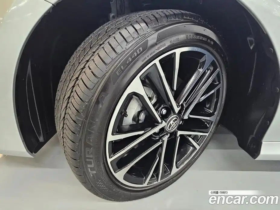 Toyota Camry 2025 2.5 Вариатор в Москве № 215593, фото 5