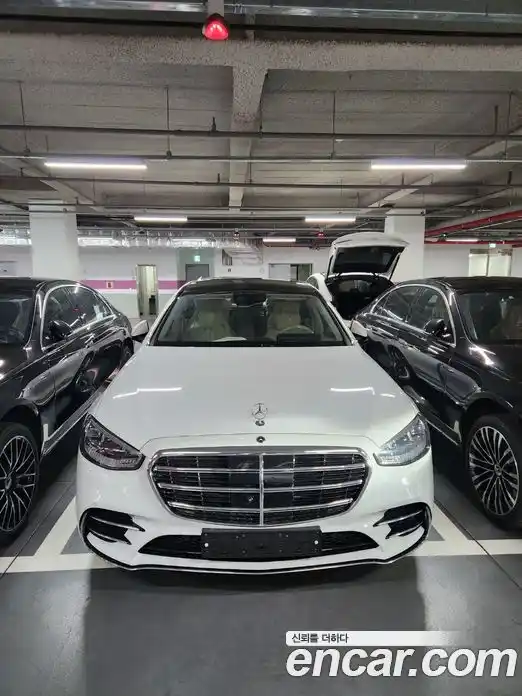 Mercedes-Benz S-Class 2024 3.0 Автомат в Москве № 220327, фото 19