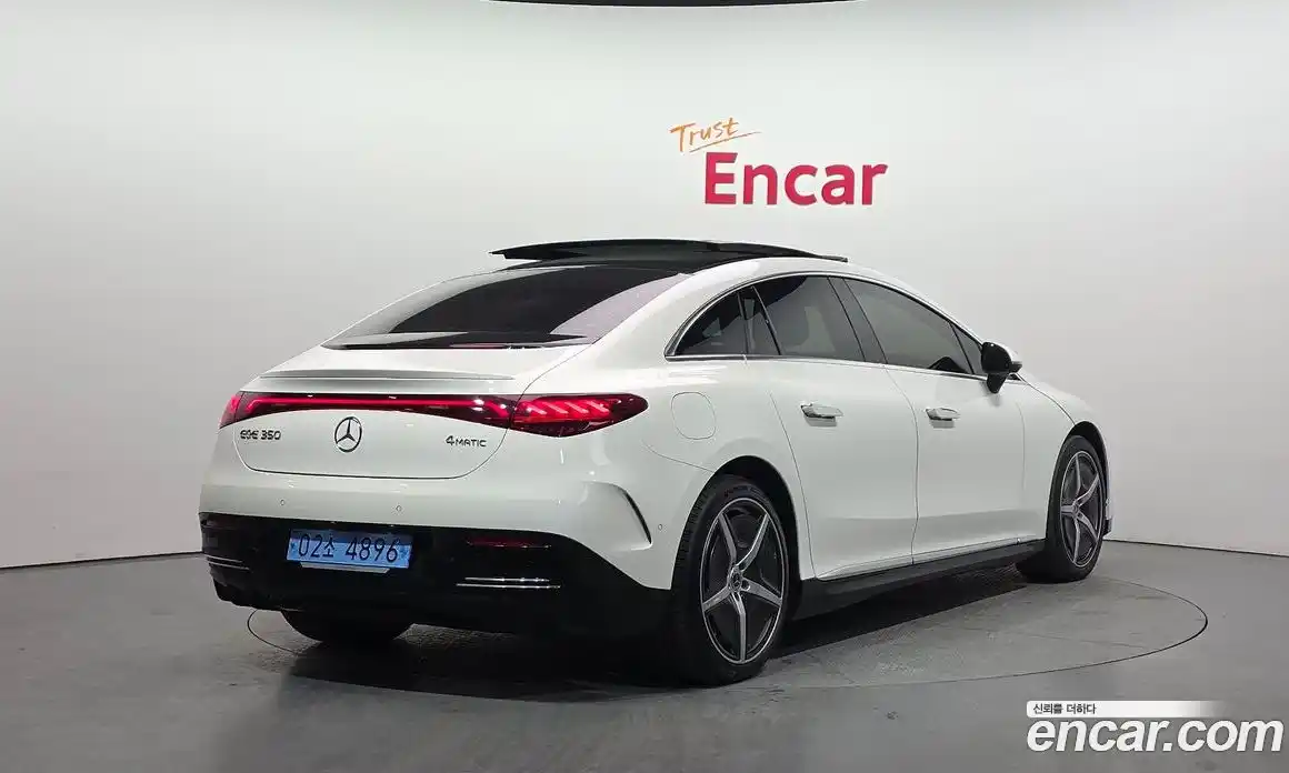 Mercedes-Benz EQE 2023 0.3 Автомат в Москве № 220613, фото 2