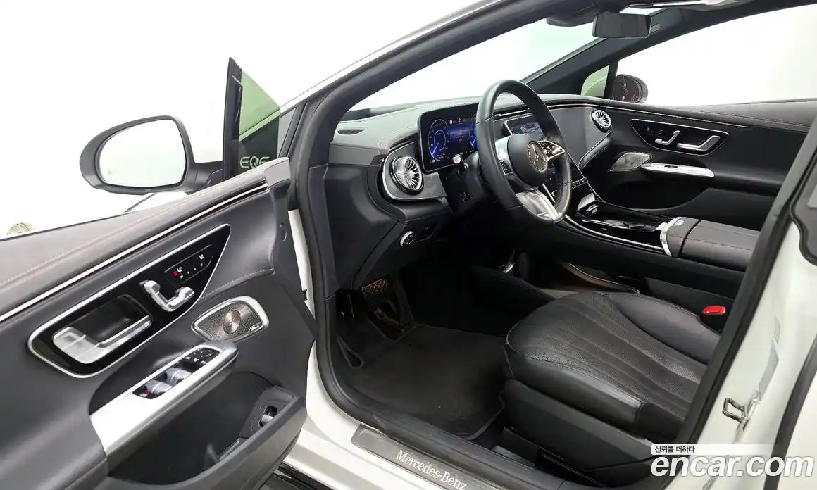 Mercedes-Benz EQE 2023 0.3 Автомат в Москве № 220613, фото 10