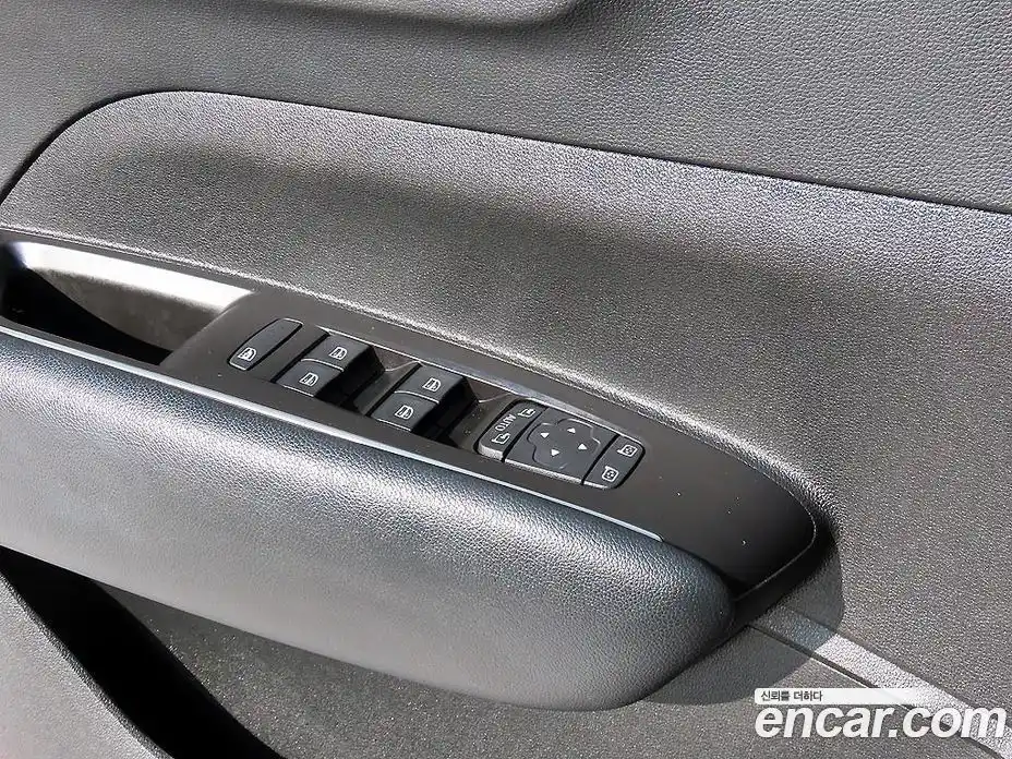 Renault QM6 2023 2.0 Автомат в Москве № 227357, фото 11