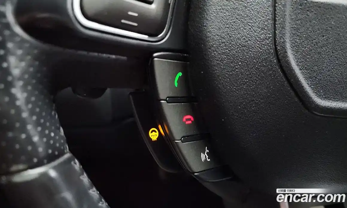 Land Rover Range-Rover Evoque 2016 2.0 Автомат в Москве № 228126, фото 17