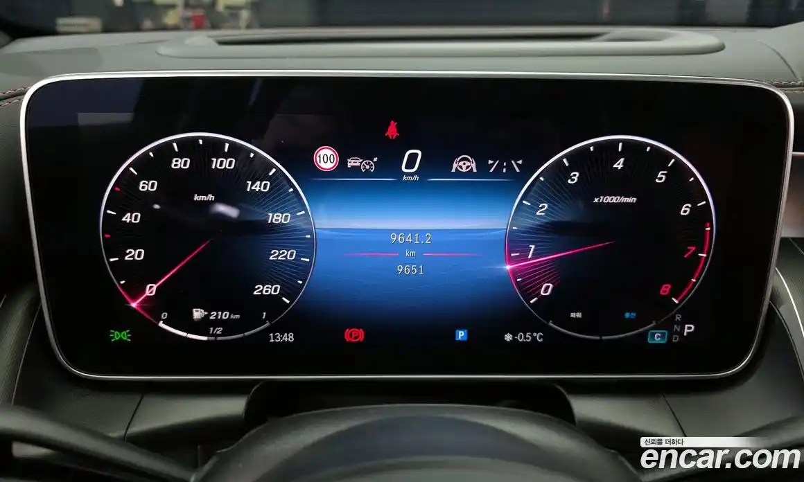 Mercedes-Benz GLC-Class 2024 2.0 Автомат в Москве № 229433, фото 2