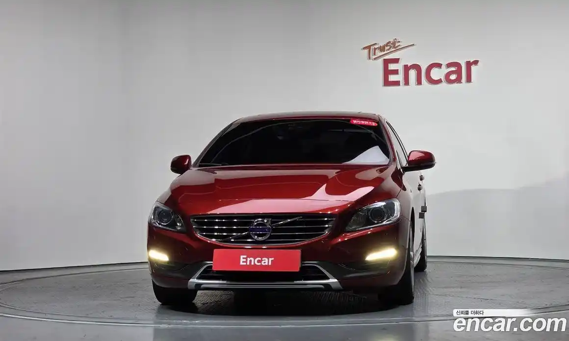 Volvo S60 2014 2.0 Автомат в Москве № 230569, фото 1